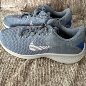 Nike Flex Experience Run 11 Purple Athletic Shoes Women Sz 7 (A)